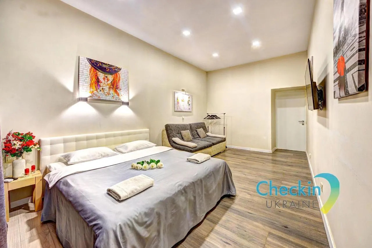 Two-Bedroom Apartment In The Center Near The National Sports Complex “Olympiyskiy” Kiev