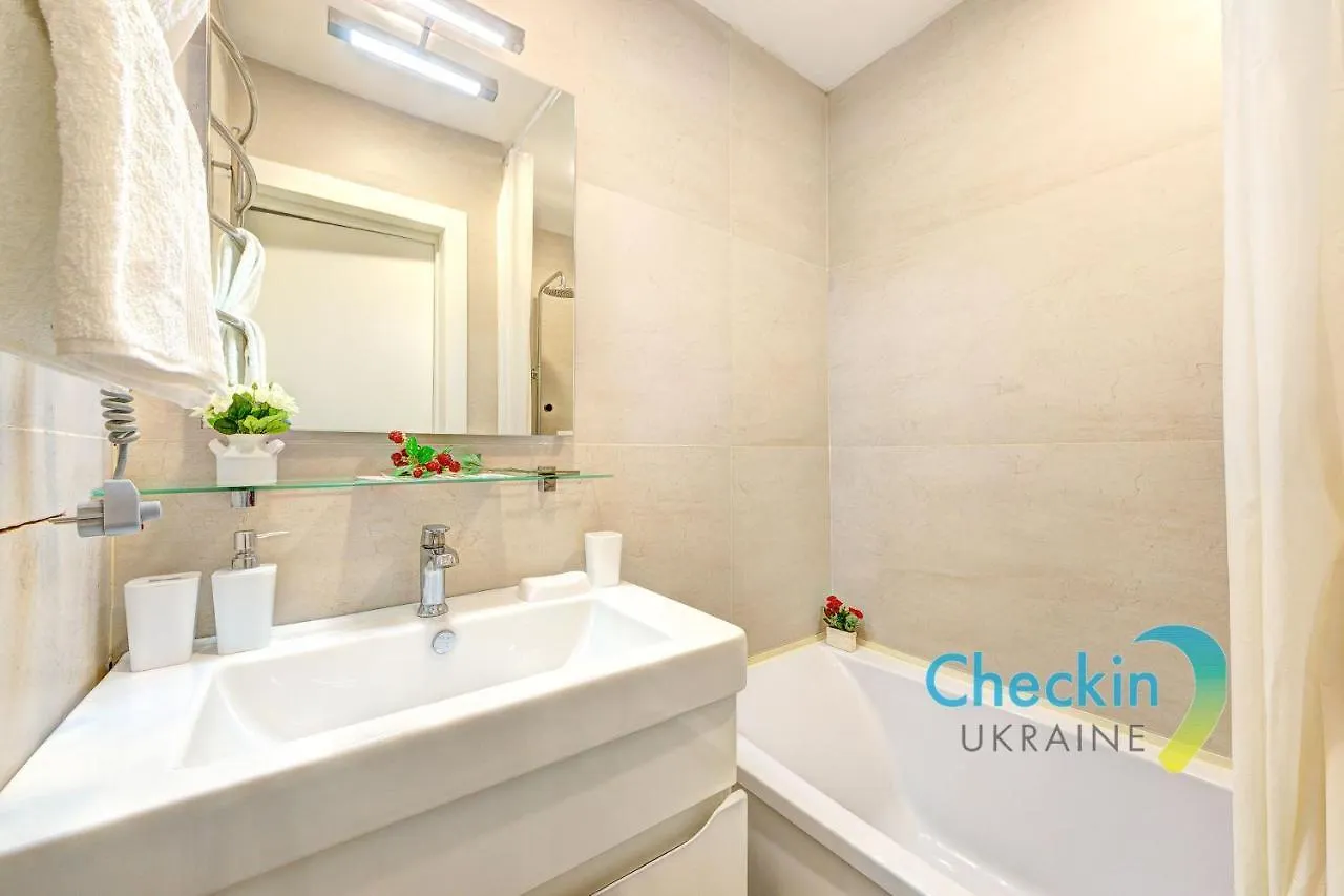 Two-Bedroom Apartment In The Center Near The National Sports Complex “Olympiyskiy” Kiev 0*,