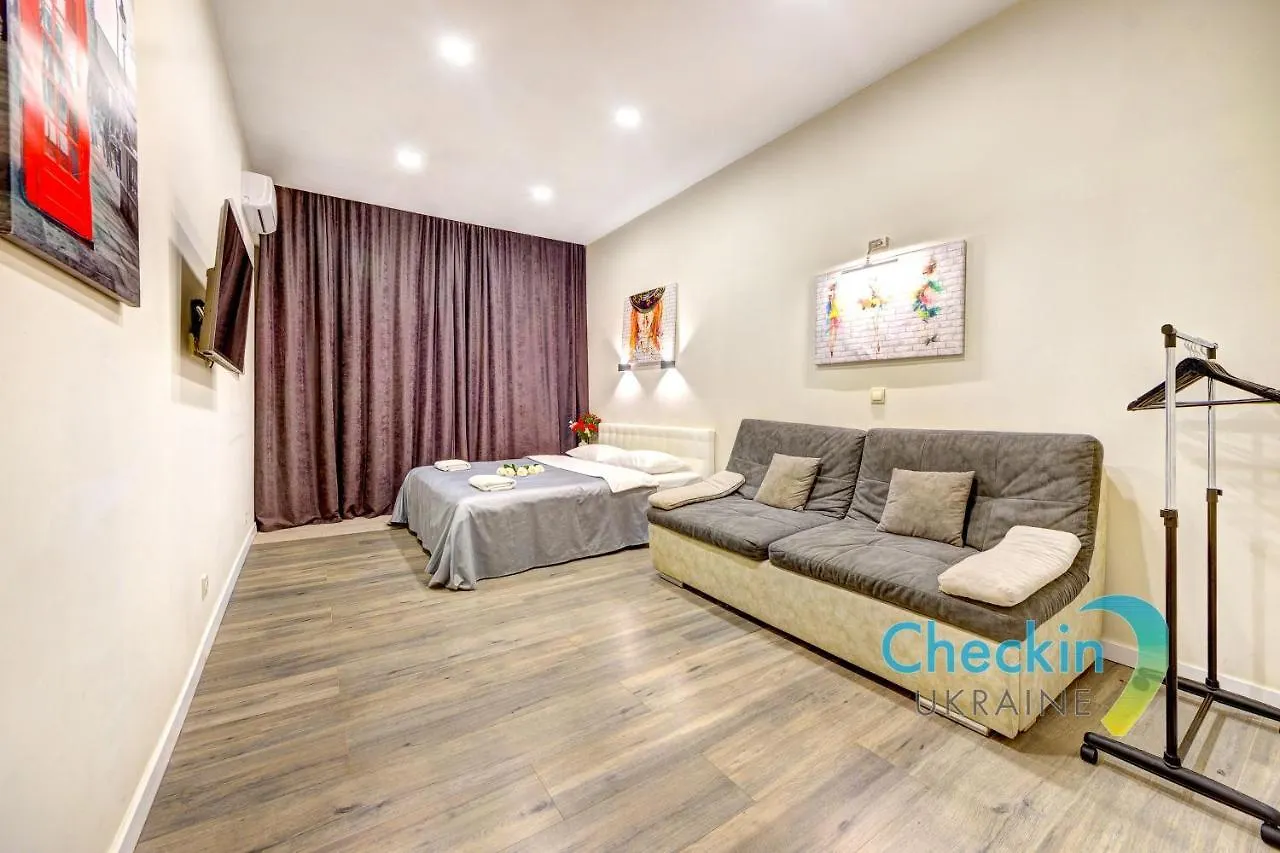 Two-Bedroom Apartment In The Center Near The National Sports Complex “Olympiyskiy” Kiev Ukraina